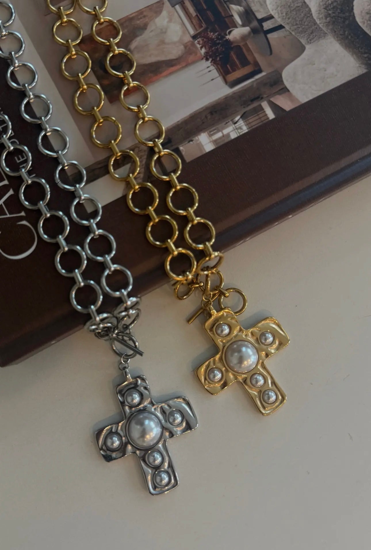 Cross Pearl Chunky Necklace